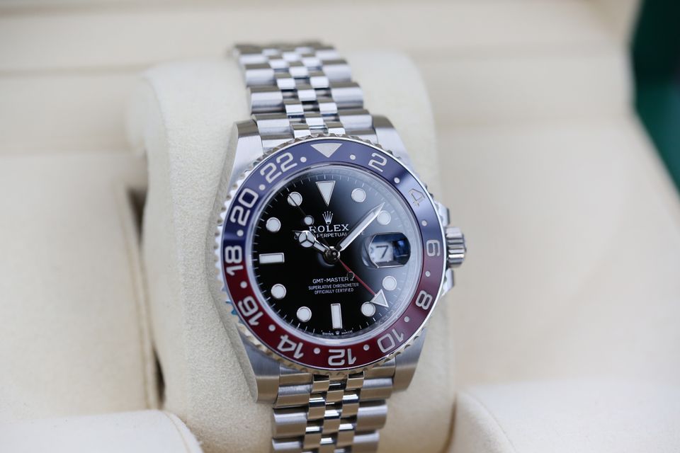 Rolex GMT Master II 126710 BLRO Image 2